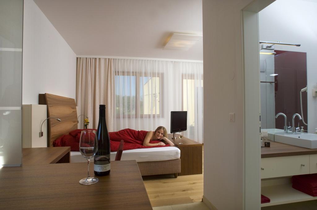 Вилла Winzerhaus Kitzler Rohrendorf bei Krems Экстерьер фото